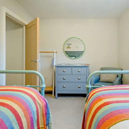 בית נופש 4 Bed In 95739