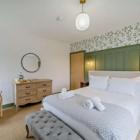 Holiday home 4 Bed In 95739