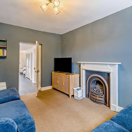4 Bed In 95739 Holiday home *